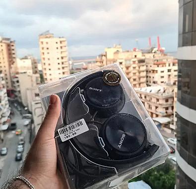 للبيع سماعات Sony اورجنيال وكالة استعمال قليل جدا جدا