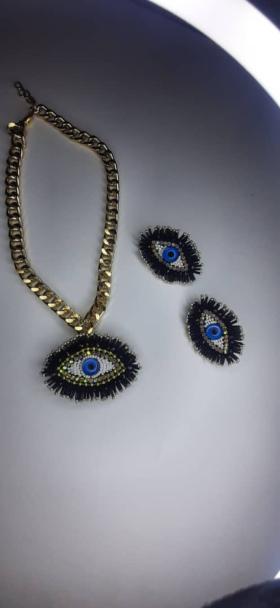 حلق مع الطوق