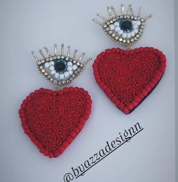 حلق قلب احمر