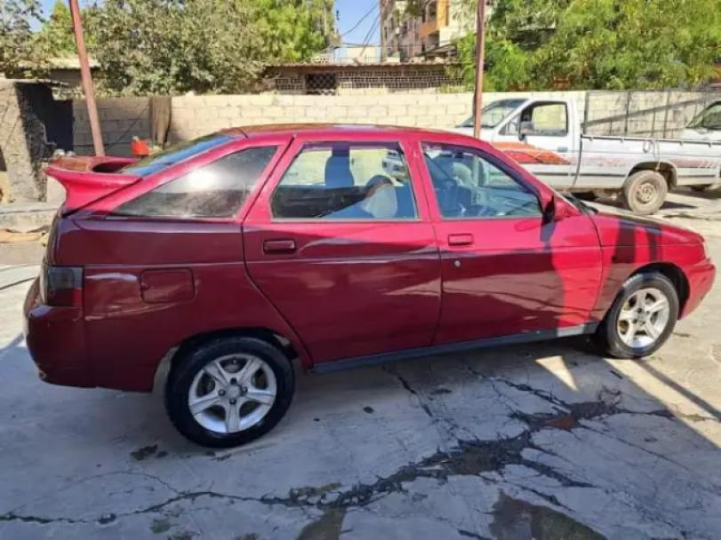 للبيع. لادا 112 نظيفة وخارقة ....وبسعر حلو ومميز