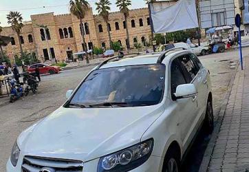 هيونداي سانتا في 2012 مستعملة للبيع في السابع من نيسان Image
